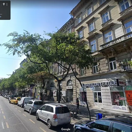 Apartment Home-away From @central Bp Budapest